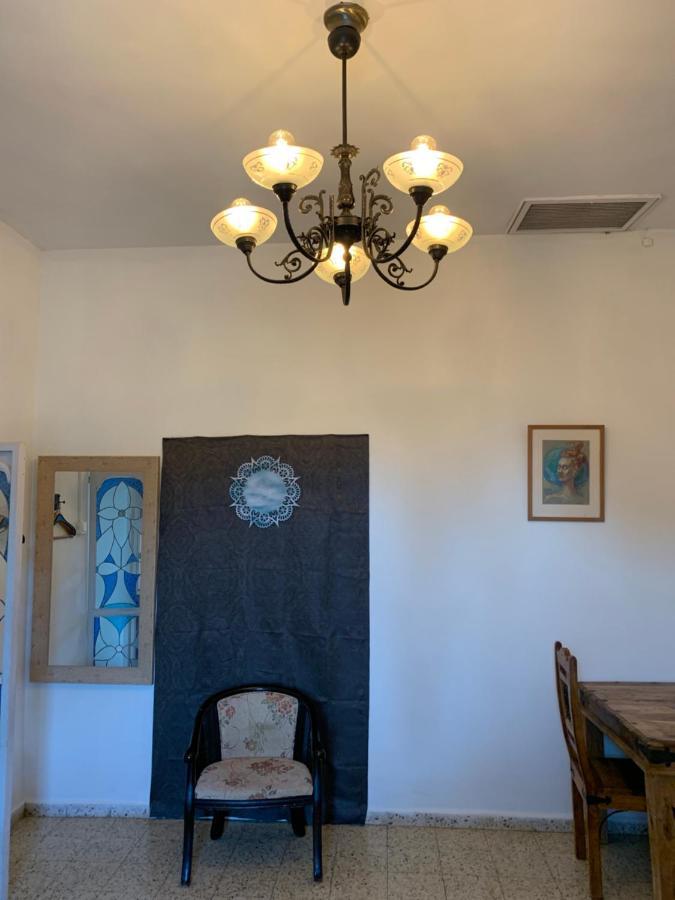 בית האבן העתיק מ-1885 עם מגונית פרטית בחצר Rosh Piná Exterior foto