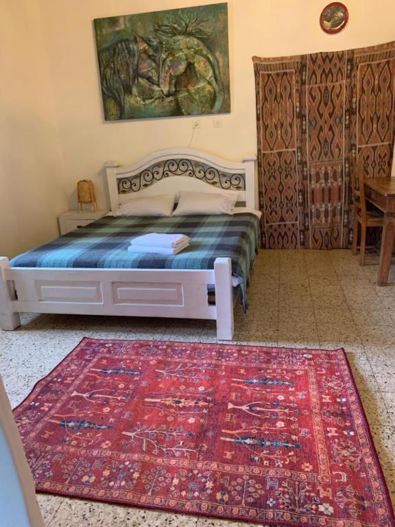 בית האבן העתיק מ-1885 עם מגונית פרטית בחצר Rosh Piná Exterior foto